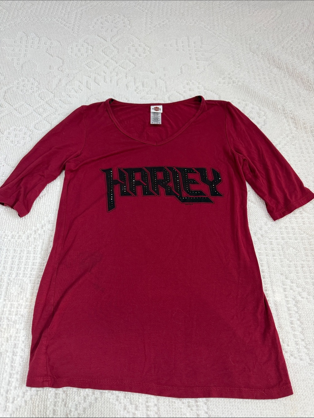 Harley-Davidson V-Neck Tee in Burgundy Red